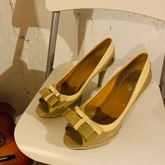 Beautiful 🌺 print dress. - Picture 4 of 5